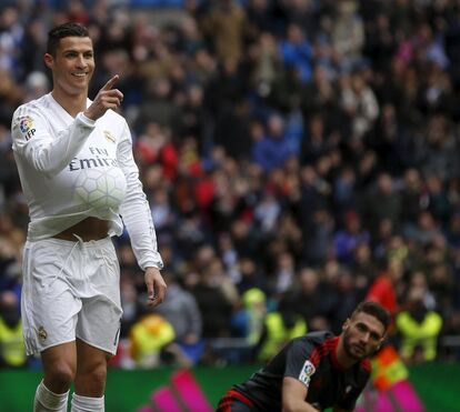 Como Ronaldo encomendou os gémeos no verão... e apanhou Dolores de surpresa