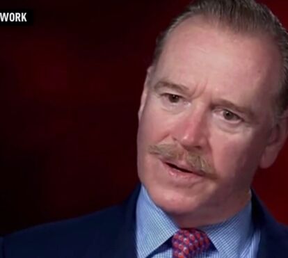 James Hewitt nega ser o pai de Harry