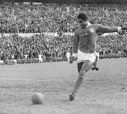 'Eusébio': A história do eterno herói