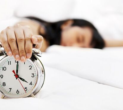 Veja aqui como acordar descansado e com energia