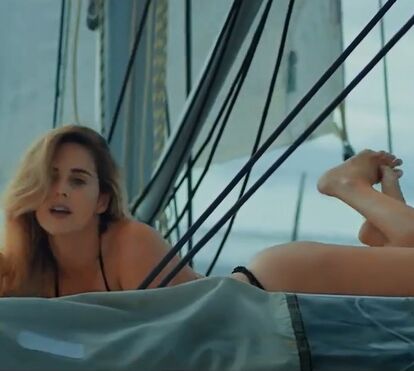 Catarina Gouveia abusou: mostra-se de fio dental e em topless. Os fãs estão a delirar 