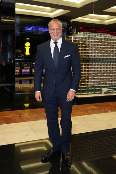 Ruy de Carvalho, Casino Estoril 