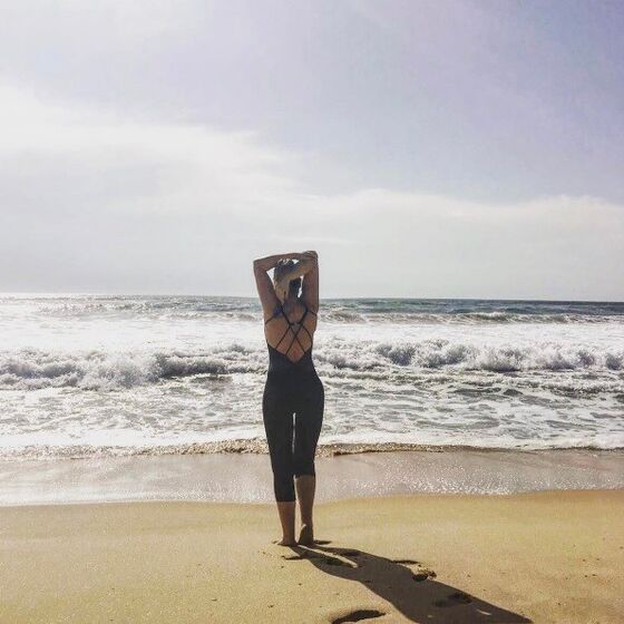 Katia Aveiro, viagem