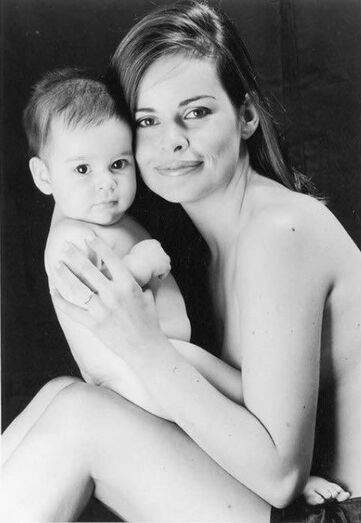 Raquel Rocheta, mariana