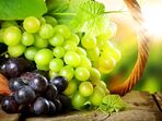 frutas legumes alimentos vegetais UVAS