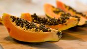 frutas legumes alimentos vegetais PAPAIA