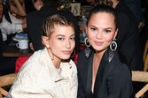 Hailey Baldwin e Chrissy Teigen