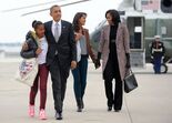 Malia Obama, Sasha Obama, Barack Obama, Michelle Obama 
