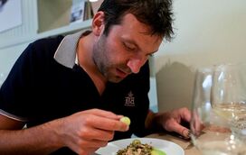 As tascas onde Ljubomir Stanisic costuma comer