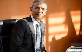 Barack Obama regressa ao trabalho após 3 meses de férias de luxo