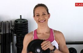 Alexandra Moraes começa operação biquíni: exercícios para pernas e glúteos