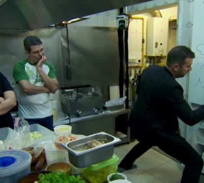 Restaurante-lixeira de Águeda virou um brinco: 'Contratei pessoas para limpar a cozinha”