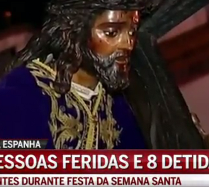 Pânico em Sevilha durante procissão provoca 17 feridos