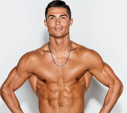 Ronaldo à pancada com Coentrão no dia da confirmação de gravidez de Georgina 