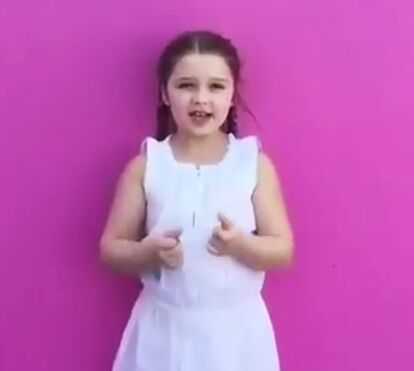 David Beckham criticado por beijar a filha de 7 anos na boca