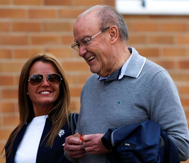 Jorge Nuno Pinto da Costa e Sílvia Costa 