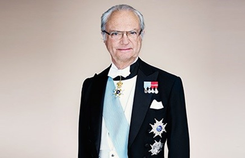 Rei Carlos Gustavo da Suécia vai estar presente no funeral de Ingvar Kamprad, ao lado do primeiro ministro sueco, naquele que será (quase) um funeral de Estado sueco.