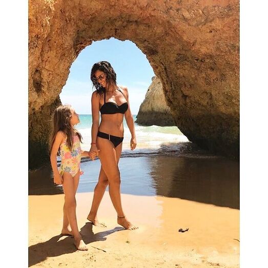 Cláudia Vieira com a filha