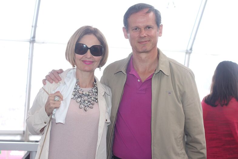 josé rodrigues dos santos com a mulher no Estoril Open
