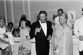 Leslie Caron e Kirk Douglas