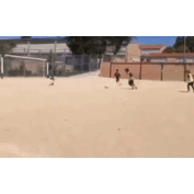 Cristianinho marca 'hat trick' como o pai