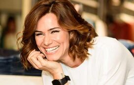 Cláudia Vieira dá a entender que pode estar grávida 