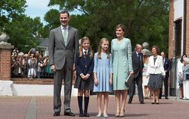 As primeiras imagens da comunhão da infanta Sofia