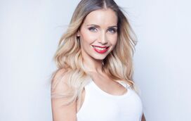 Luciana Abreu dá concerto grávida de 9 semanas