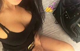 Georgina disfarça gravidez nas redes sociais com foto de há um ano