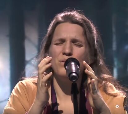 Luísa Sobral ensaia no lugar do irmão para o Eurofestival