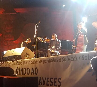 Emoção no primeiro concerto de Salvador Sobral: 'Nunca tive tanto público'
