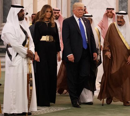 Melania Trump: visuais conservadores mas sem cobrir a cabeça 