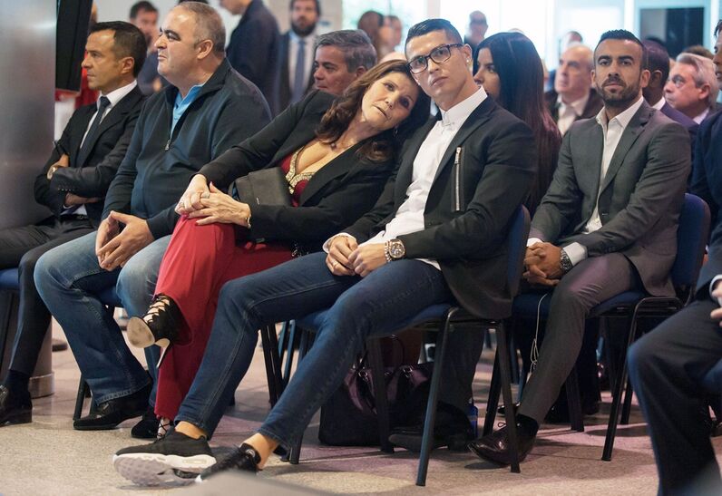 Cristiano Ronaldo, Dolores Aveiro