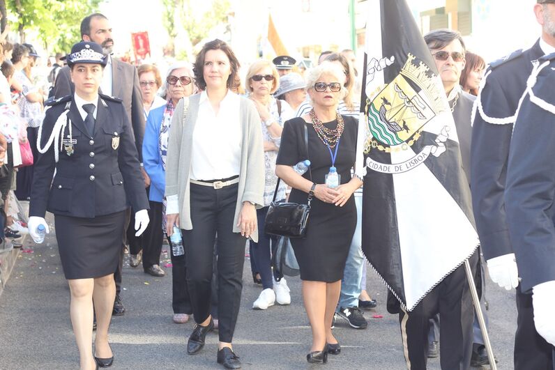 Assunção Cristas na procissão da Nossa Senhora da Saúde
