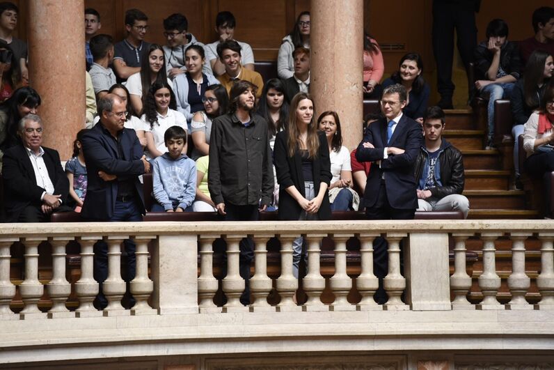 salvador sobral, luísa sobral, assembleia da república, eduardo ferro rodrigues, parlamento