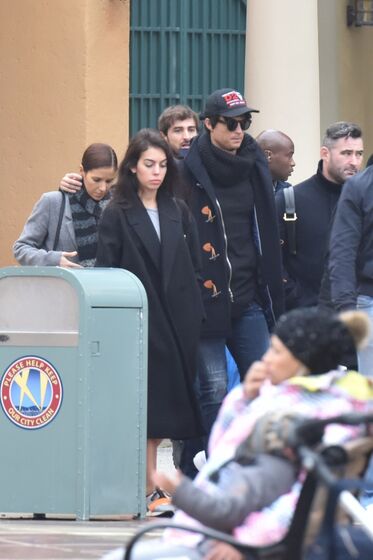 cristiano ronaldo, georgina rodríguez, disneyland, paris