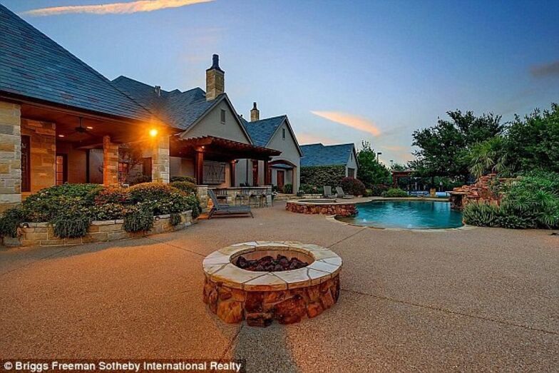 casa selena gomez