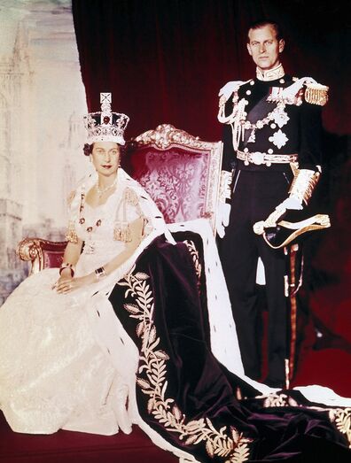 Isabel II, philip
