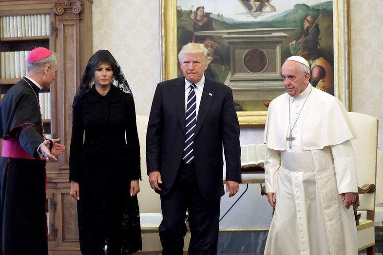 donald trump, ivanka, melania, papa, papa francisco