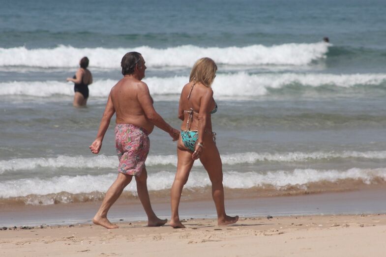 João de Deus Pinheiro, praia