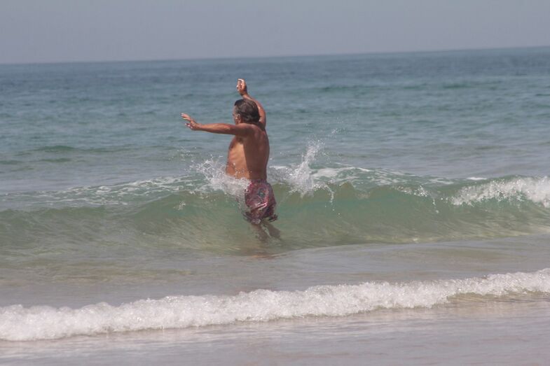 João de Deus Pinheiro, praia