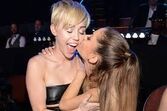 Miley Cyrus e Ariana Grande