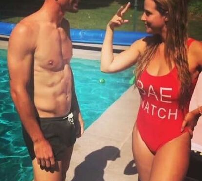 Aguenta coração. Mulher de Adrien Silva faz homenagem emotiva ao jogador antes do jogo