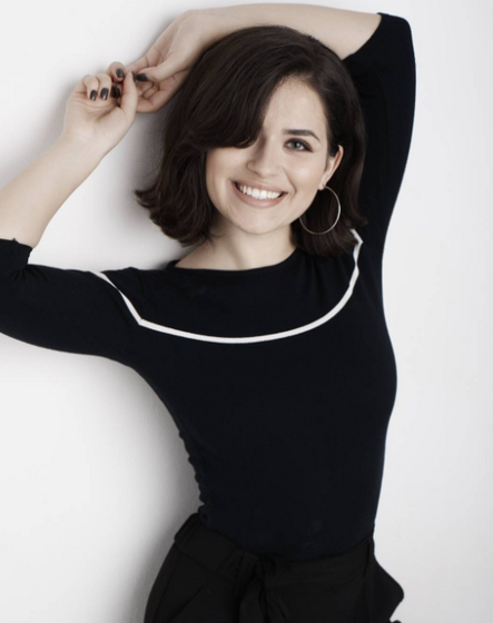 Mikaela Lupu, Henrique de Carvalho