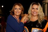 katia aveiro canta em arraial