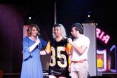 katia aveiro canta em arraial