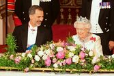 letizia, felipe, isabel ii