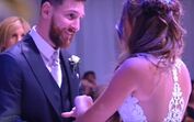 Leo Messi mostra vídeo inédito do casamento