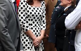 Kate exibe novo visual no torneio de Wimbledon