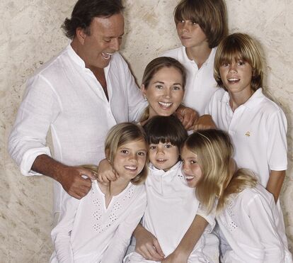 30 anos depois! Tribunal declara que Javier Sanchéz é filho legítimo de Julio Iglesias com a portuguesa Maria Edite Santos